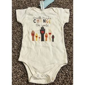 Marco Designs Unisex Peace Theme Onesie 3-6 Months36